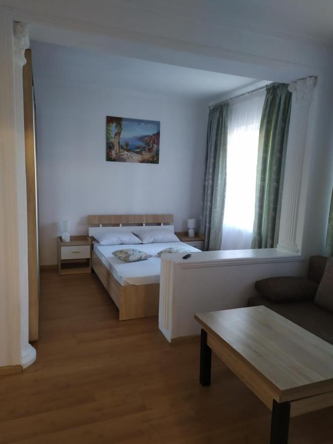 Loft House Aparthotel Odessza Kültér fotó